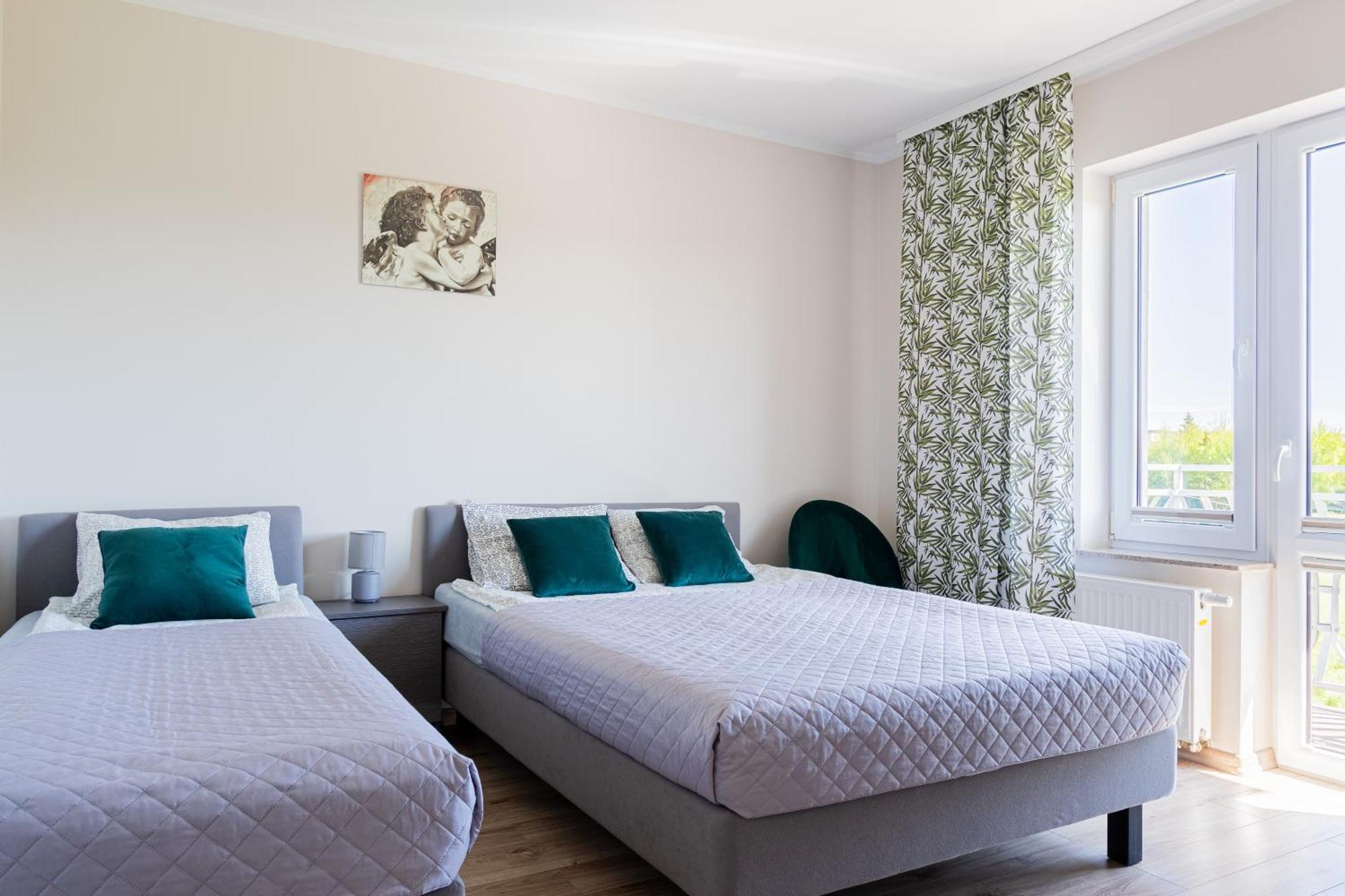 Barka - Apartamenty Premium Oraz Pokoje Blisko Plazy Karwia Ngoại thất bức ảnh