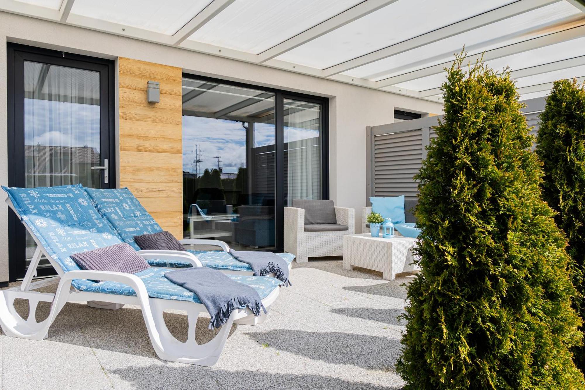 Barka - Apartamenty Premium Oraz Pokoje Blisko Plazy Karwia Ngoại thất bức ảnh