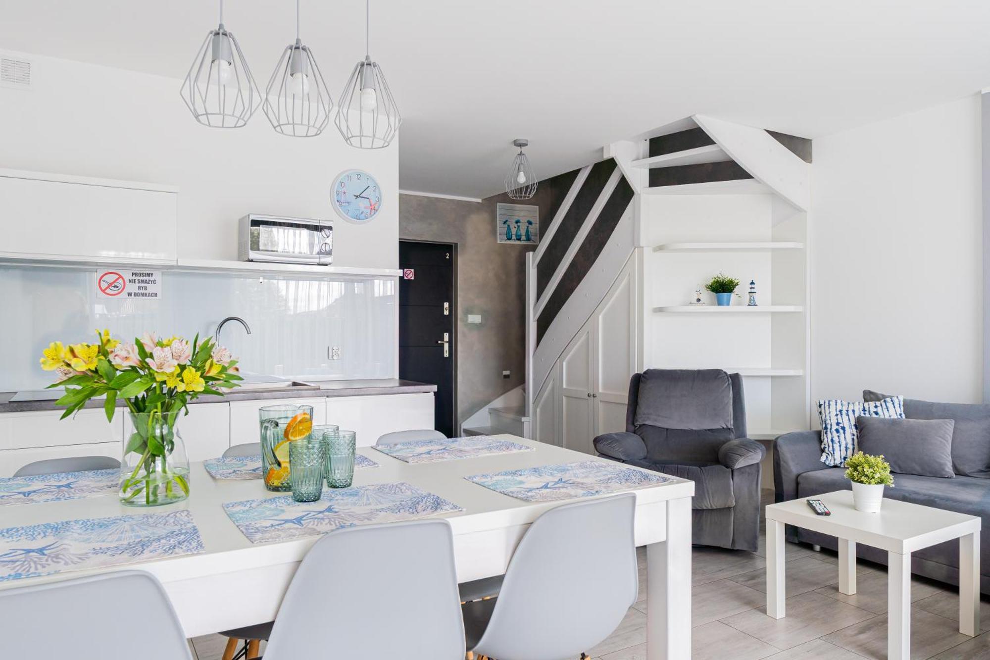 Barka - Apartamenty Premium Oraz Pokoje Blisko Plazy Karwia Ngoại thất bức ảnh
