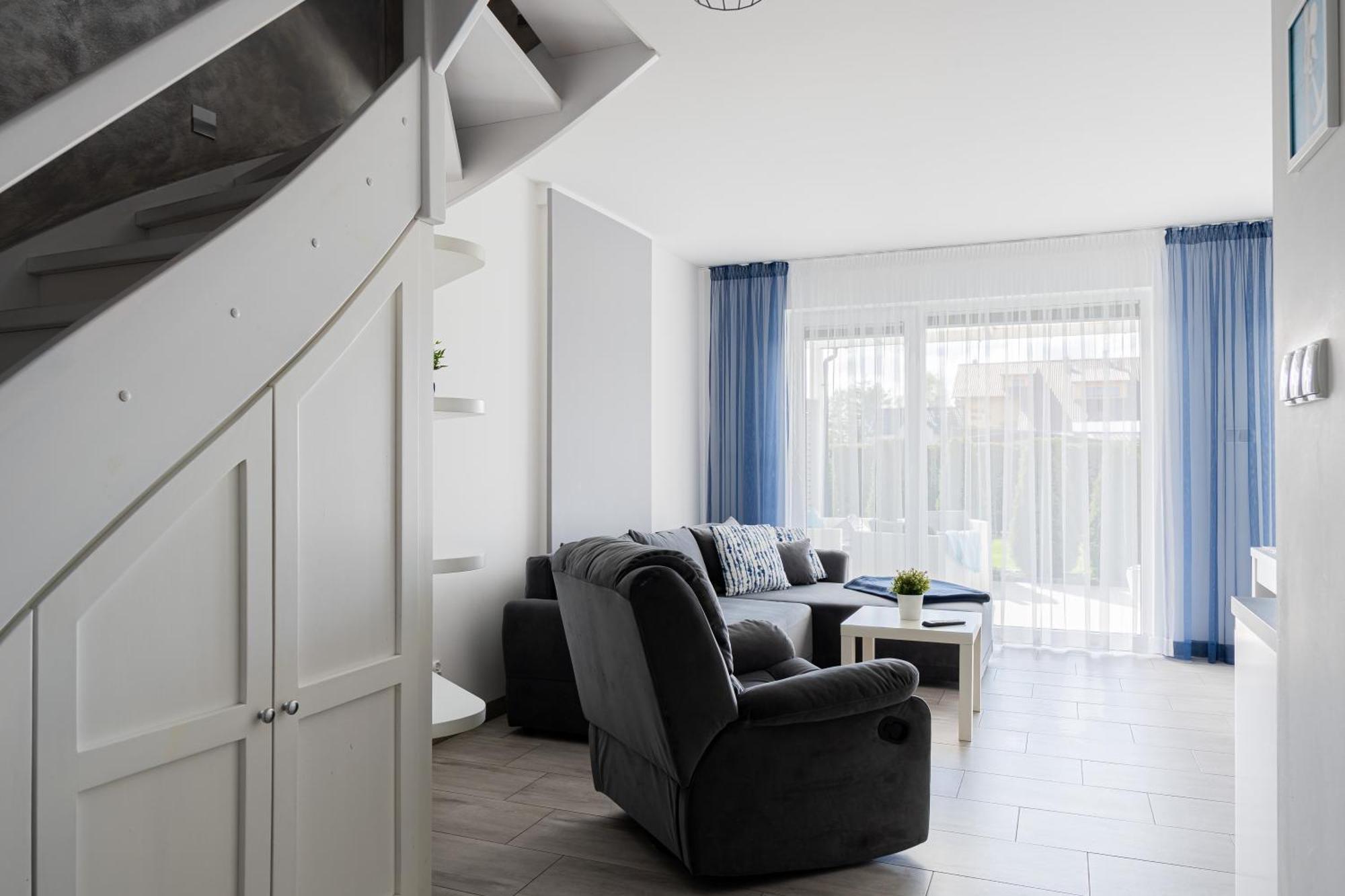Barka - Apartamenty Premium Oraz Pokoje Blisko Plazy Karwia Ngoại thất bức ảnh