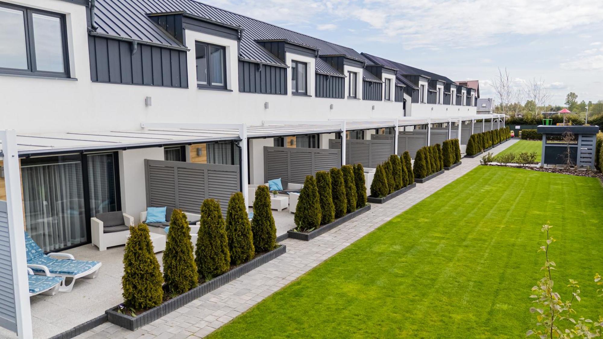 Barka - Apartamenty Premium Oraz Pokoje Blisko Plazy Karwia Ngoại thất bức ảnh